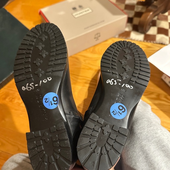 (never worn in box) Ralph Lauren black leather boot - US 6.5 - Picture 3 of 5